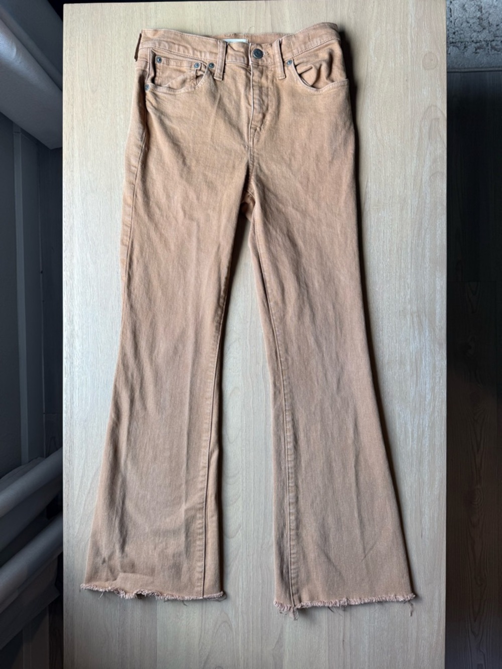 Madewell Flea Market Flare Jeans Tan Raw Hem Size 26